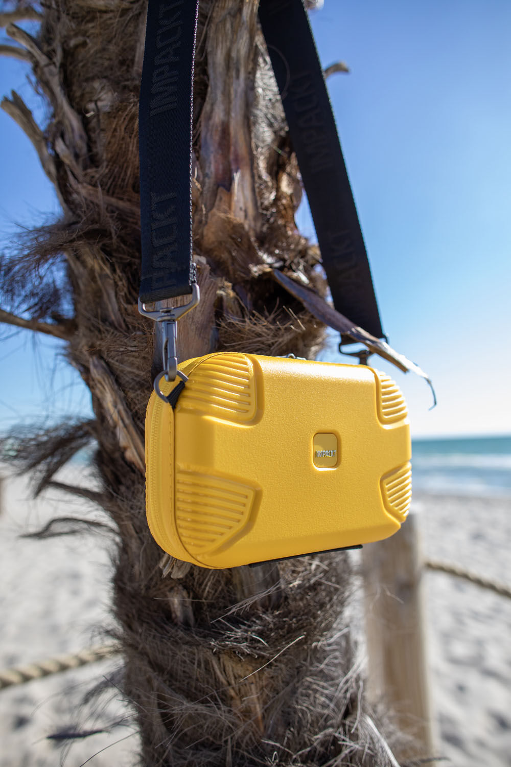 IMPACKT IP1 Minicase Sunset yellow