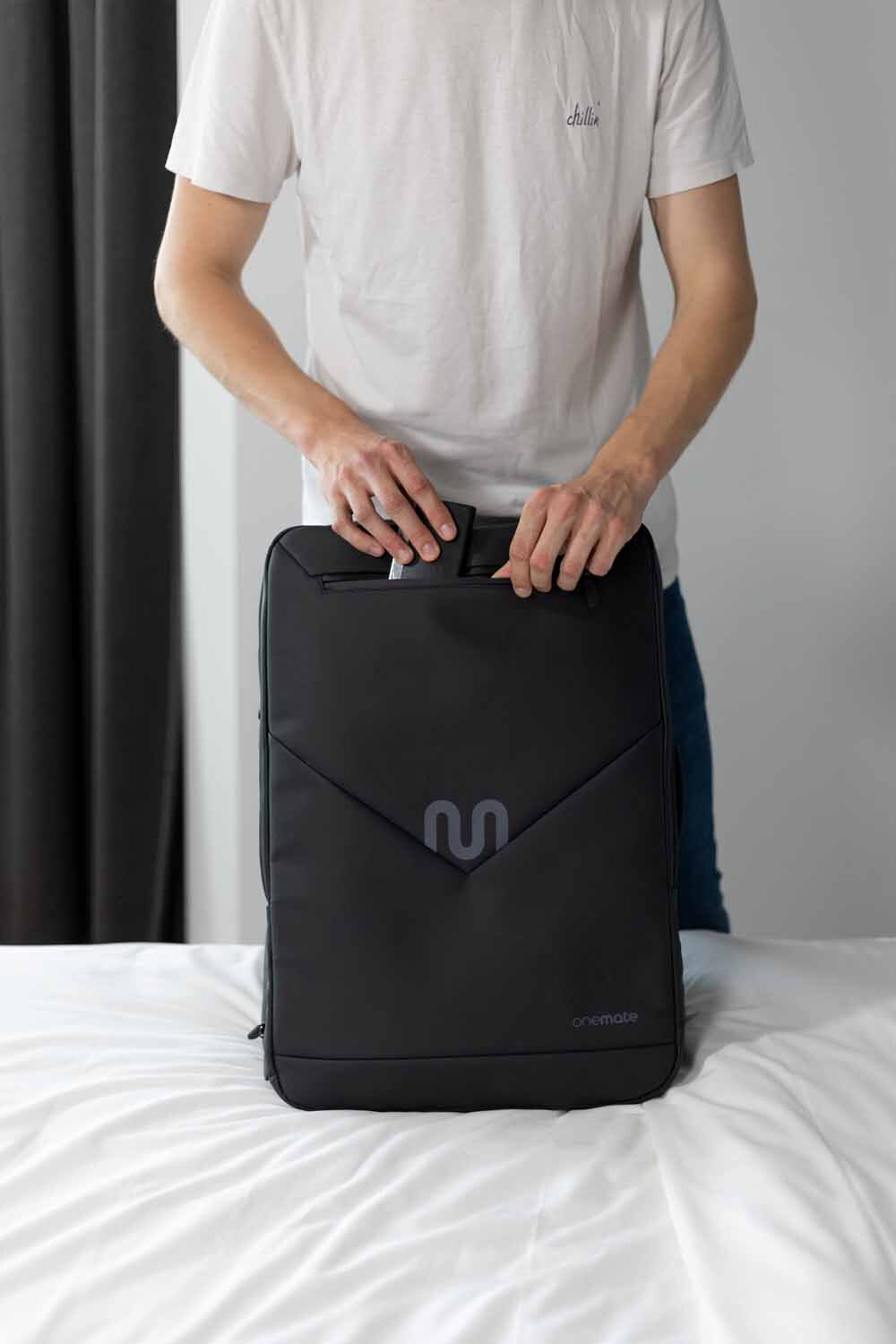 onemate Travel Backpack Ultimate Reisegepäckrucksack 40L Schwarz