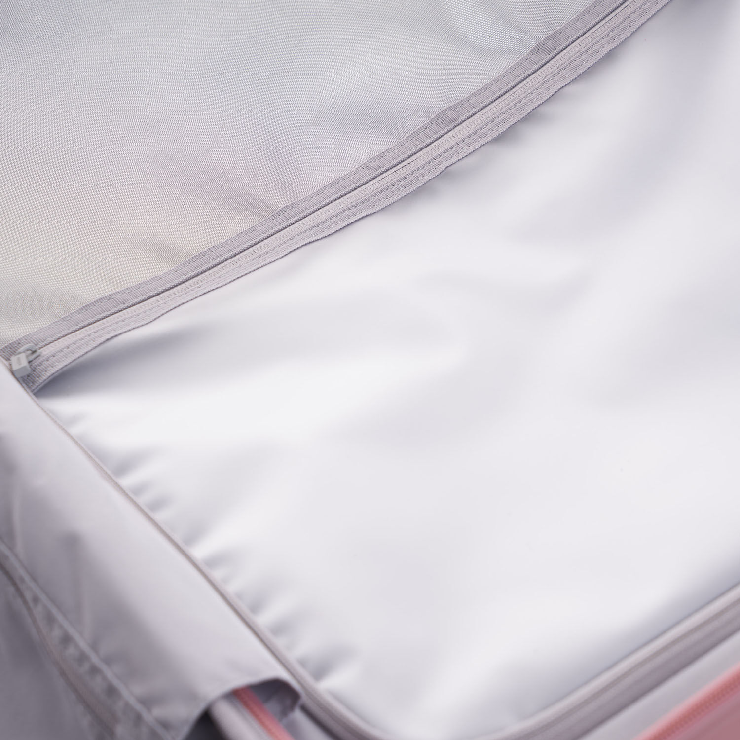 Hedgren Edge Carve L Expandable 4-Rollen-Trolley 76cm Blush