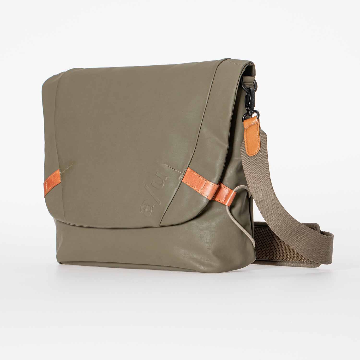 aunts & uncles Japan Matsumoto Messenger Bag fallen rock